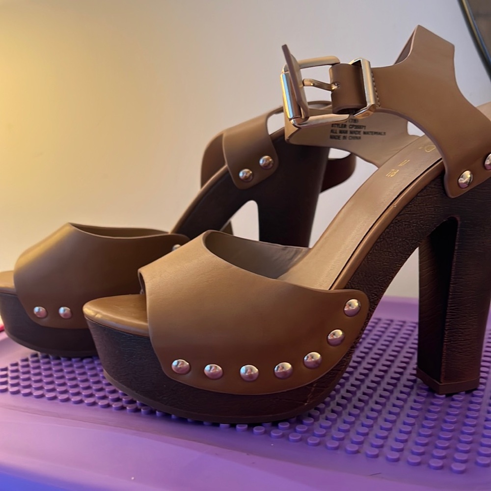 Platform sandals!